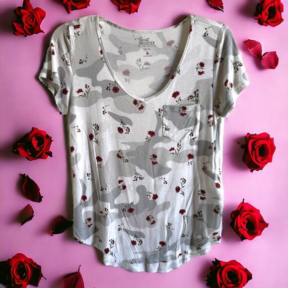 Hollister Womens Tee‎ Sz XS Gray White Camo Camouflage Flowers Pocket Easy Top - Picture 4 of 8